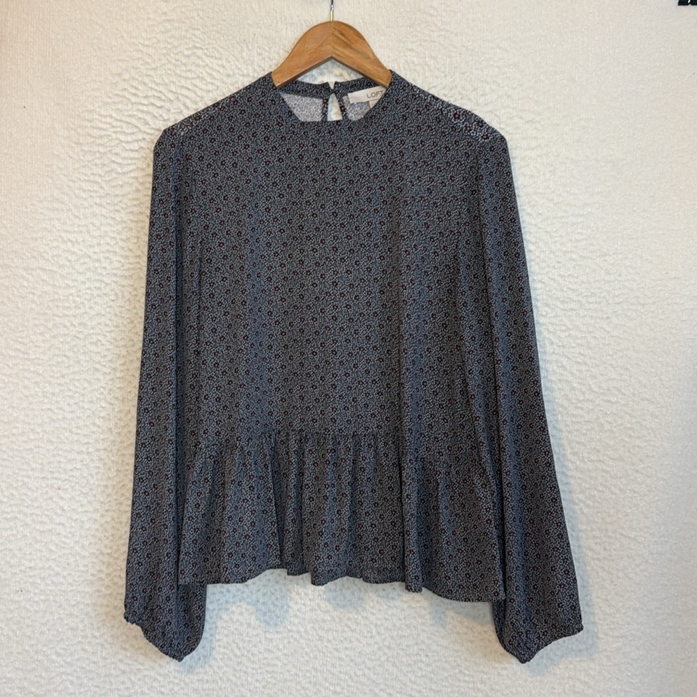 Elegant Gray Patterned Women's Top